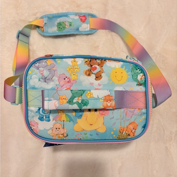 Care Bears x Igloo 90s retro square lunch box cooler with front pocket and strap - Picture 2 of 4